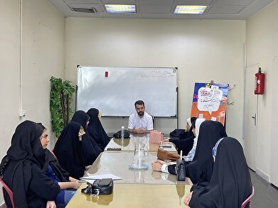 عکس؛ شصت و نهمین نشست «بچه‌های رستا» در فرهنگسرای گلستان