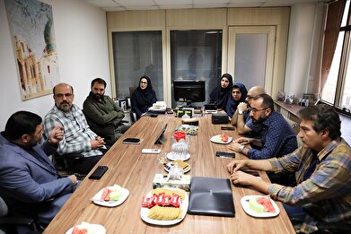 عکس؛ نشست تعاملی دبیران هفتمین جشنواره تئاتر شهر با معاونان سازمان
