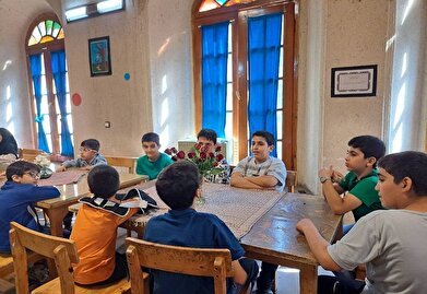 عکس؛ هفتاد و چهارمین دورهمی «بچه‌کتابخون‌ها» در کتابخانه آیت‌الله ایروانی