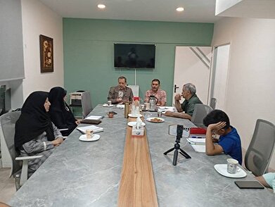 عکس؛ برپایی سلسله جلسات «کانون شعر مشکات» در فرهنگسرای معرفت