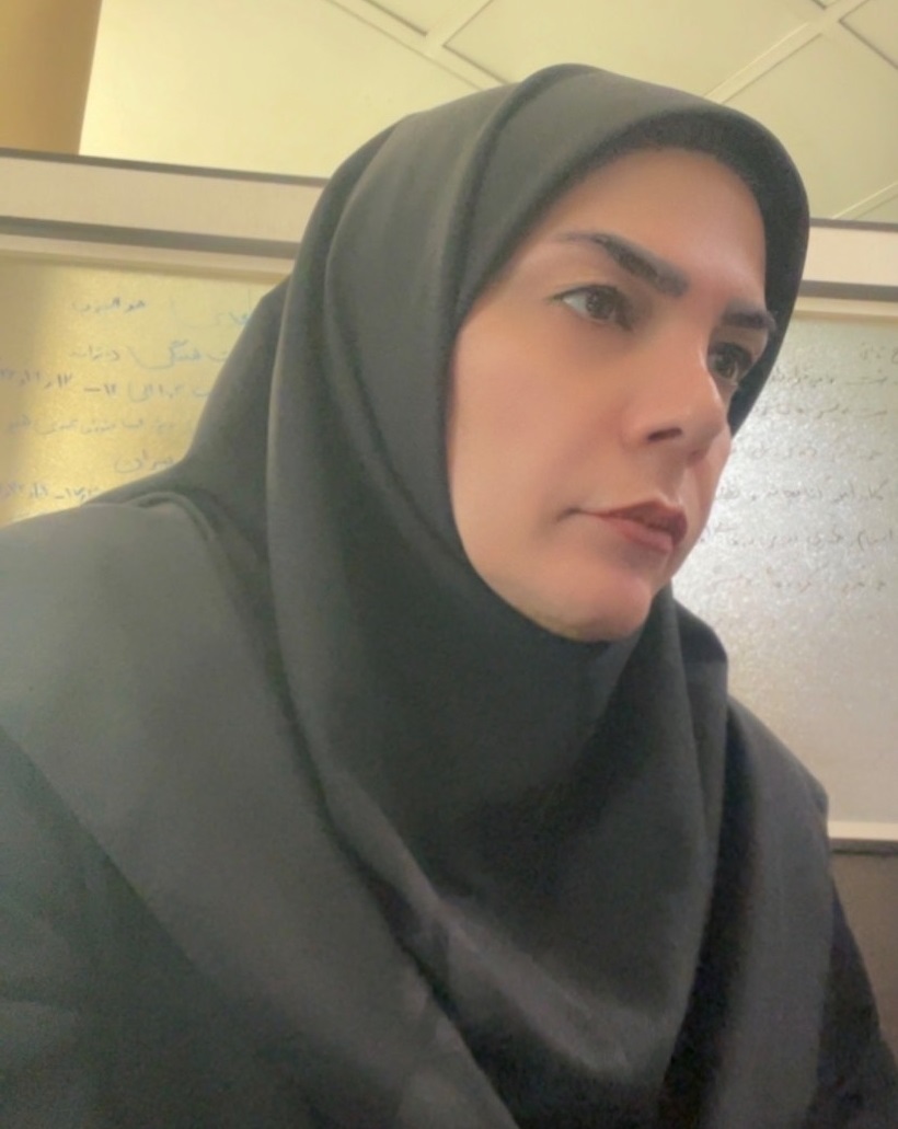 فرهنگ؛ ریشه‌ای که ما را نگه می‌دارد- معصومه آبرون