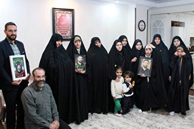 عکس؛ ویژه‌برنامه «برای وطن، به راه حسین، به نام شهید» در منطقه ۲۱