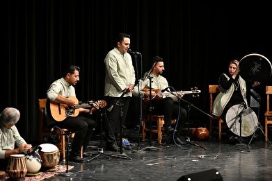 عکس؛ نشست ماهانه هنرمندان موسیقی در فرهنگسرای ارسباران