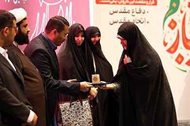 عکس؛ آیین «بانوی مبارز» به همت فرهنگسرای امید در مجموعه فرهنگی سرچشمه