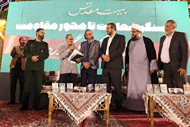 عکس؛ شب شعر «بیت مقدس» در مقبرةالشهدای فرهنگسرای ولاء