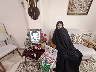 عکس؛ برنامه «هر خانه شهید، یک سنگر است» به همت کتابخانه شهید جهان آرا