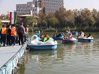 عکس؛  گرامی‌داشت هفته نوجوان به همت فرهنگسرای عطار نیشابوری