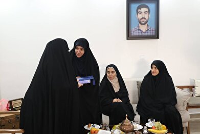 عکس؛ اسوه‌های رشادت به همت خانه‌فرهنگ میثاق