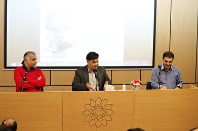 عکس؛ نشست تخصصی شعر و ترانه در فرهنگسرای سرو