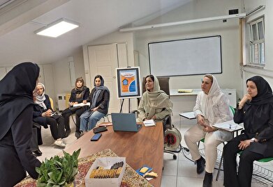 عکس؛ دومین کافه گفت‌وگوی خانواده توانمند در فرهنگسرای خانواده برگزار شد