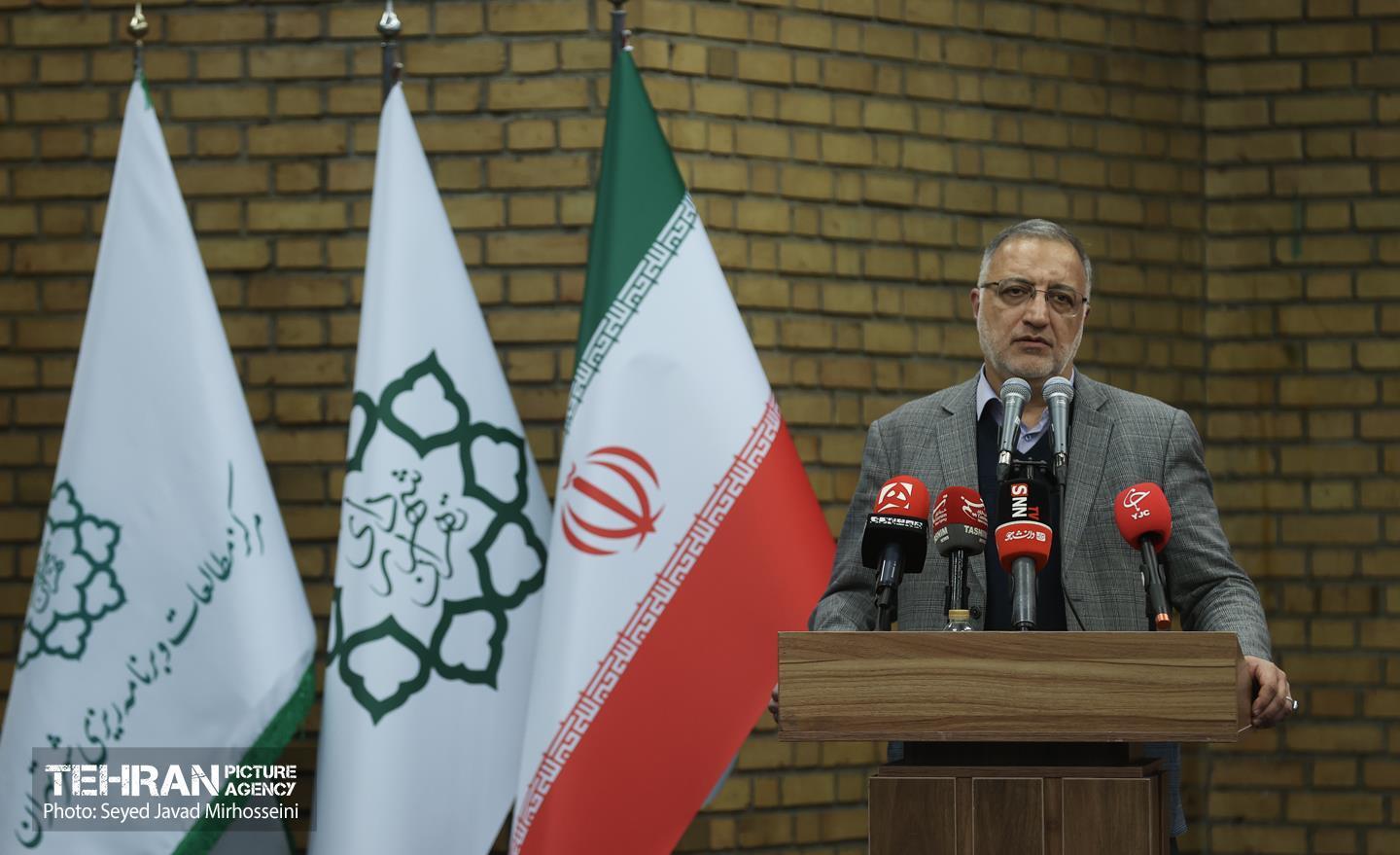 راهکار حل مشکلات، مشارکت دادن مردم در امور است