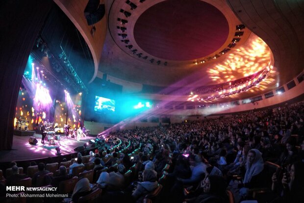 برنامه کنسرت‌ها تا پایان ماه دوم پاییز؛ «برج میلاد» هم میزبان است