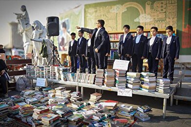 عکس؛ کتابخانه‌ای به وسعت تهران در میدان حضرت عبدالعظیم (ع) توسط فرهنگسرای ولاء