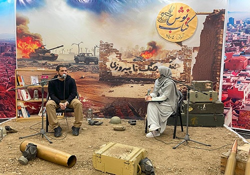 نویسنده باید ۸ تا ۱۰ ساعت کتاب بخواند / روی نوجوانان سرمایه گذاری کنیم