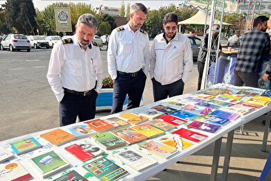 عکس؛ ویژه‌برنامه «کتابخانه صنعت» در شرکت پارس خودرو