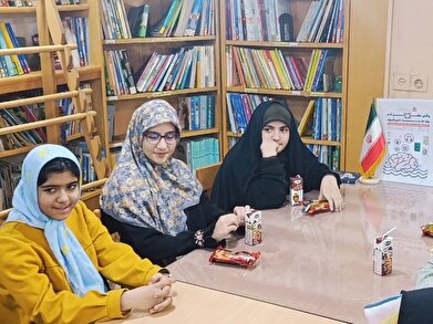 عکس؛ هفتاد و ششمین دورهمی بچه‌کتابخون‌ها در کتابخانه اخلاق